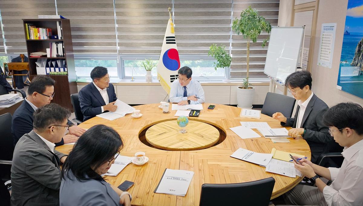 박관열 광주시장, 김성환 기후에너지환경부 장관 만나 지역 현안 지원 요청 (3).jpg