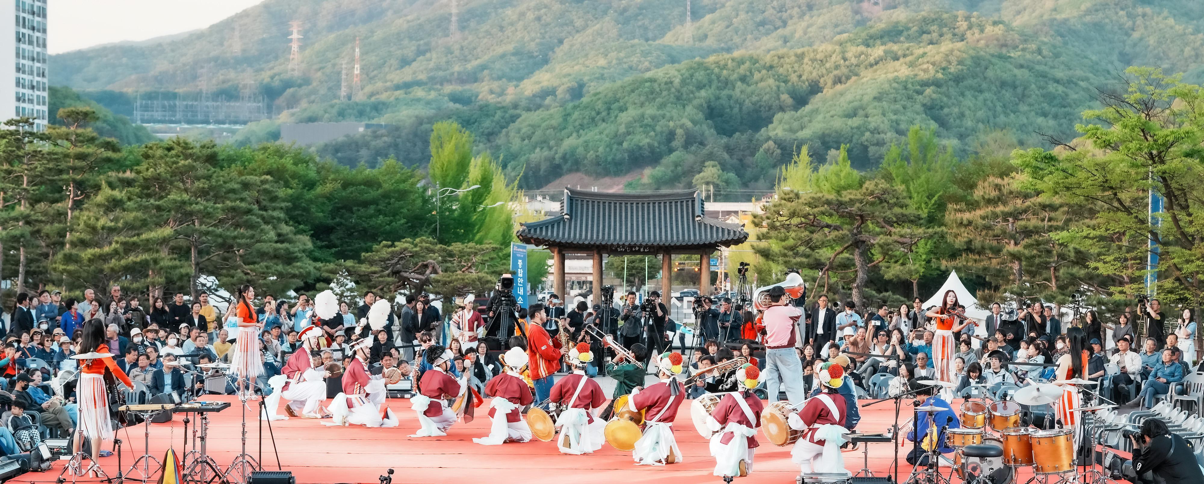 제29회 광주왕실도자페스티벌 개막식(불지피기, 주제공연 포함)