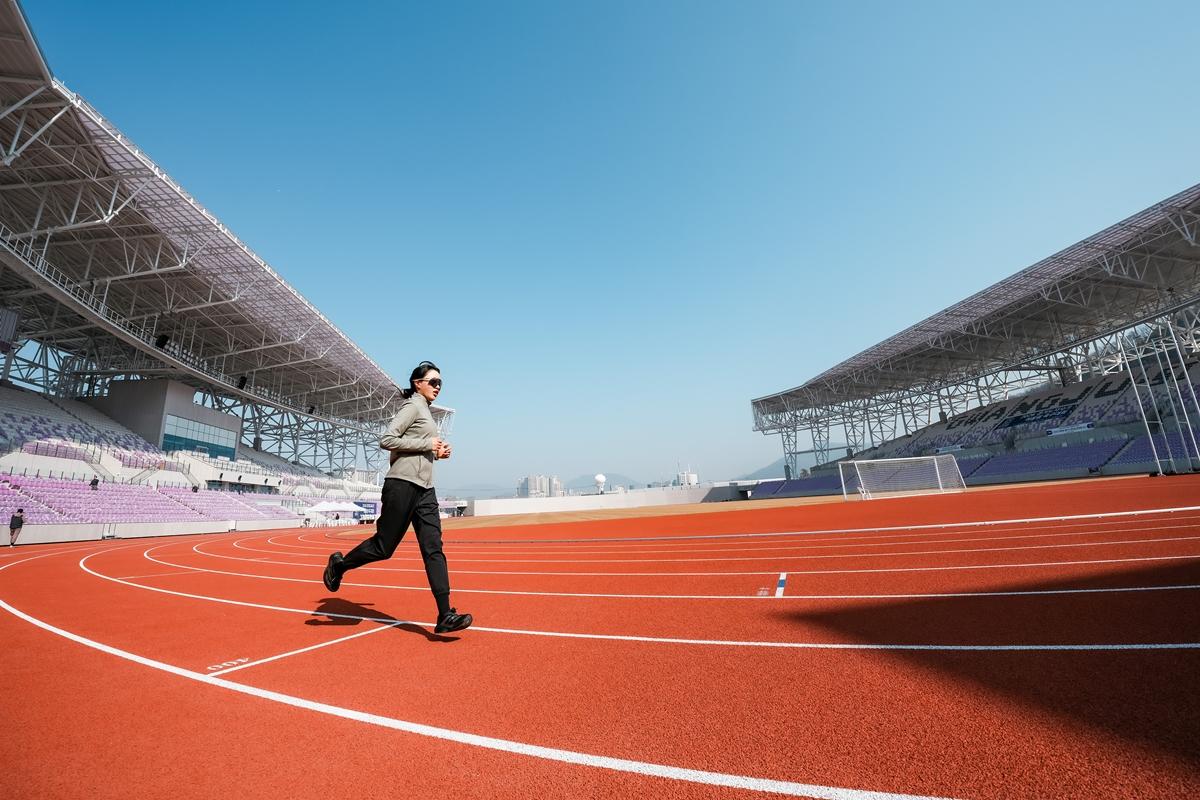 &ldquo;고향 트랙 위, 마지막 질주는 화려하게&rdquo;&hellip;광주시청 육상팀, 경기도체육대회 &lsquo;골든 레이스&rsquo; 정조준 (4).jpg