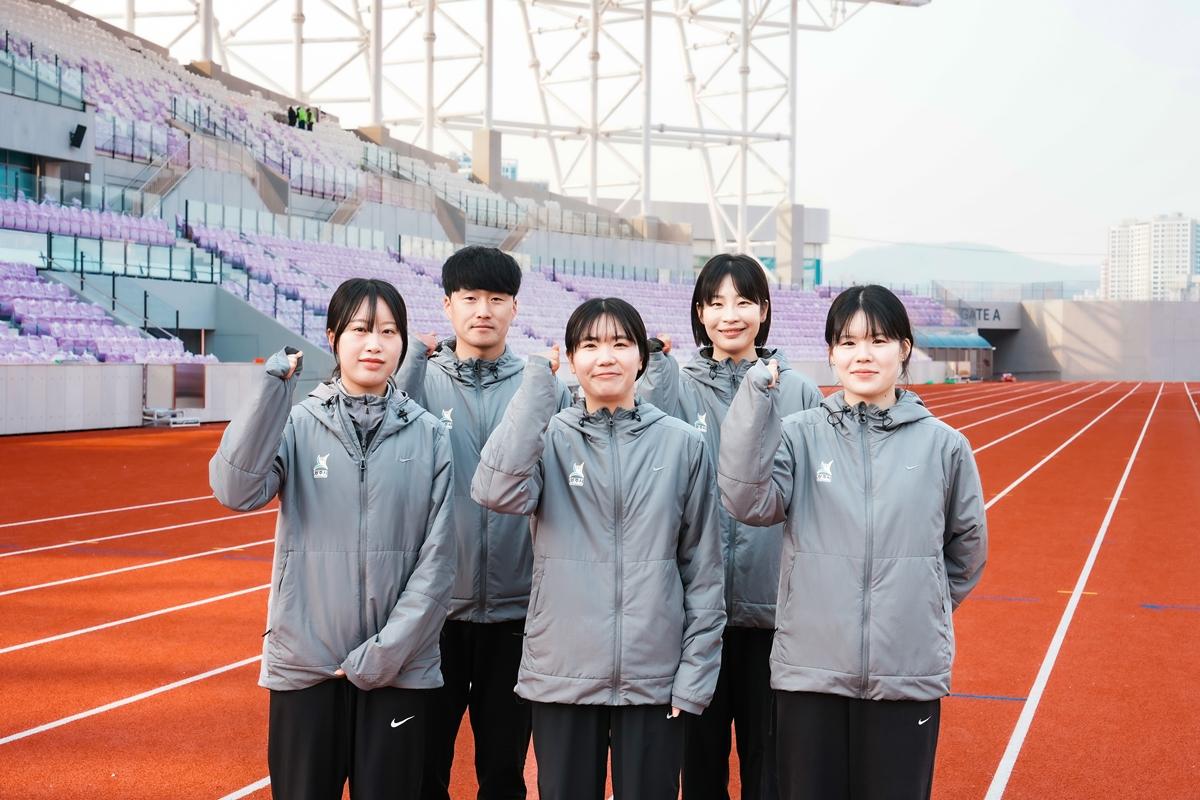 &ldquo;고향 트랙 위, 마지막 질주는 화려하게&rdquo;&hellip;광주시청 육상팀, 경기도체육대회 &lsquo;골든 레이스&rsquo; 정조준 (1).jpg